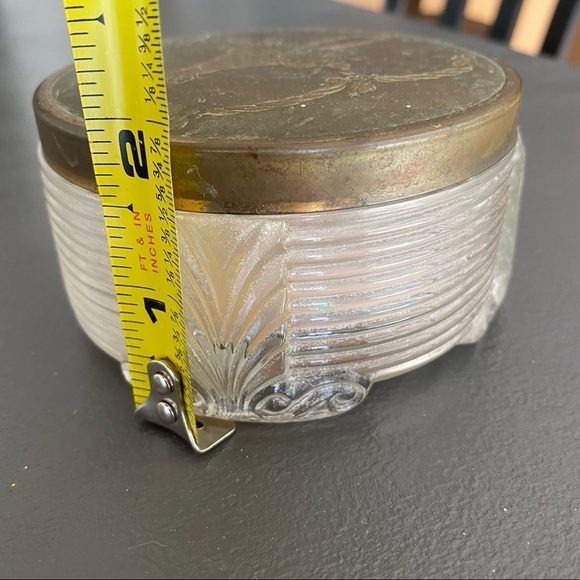 Vintage Powder Jar Antique Cut Glass with Design Lid Art Deco Floral Basket Etch - Picture 3 of 11